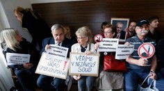 Muslimka vzala žalobu kvůli hidžábu zpět. Čelí prý nenávisti a vyhrožování