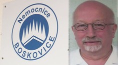 Záhadná smrt: Zkrvavené tělo primáře leželo na náměstí!