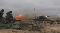 Ostrá střelba, statisíce vojáků. Obří armádní cvičení v Rusku vzbuzuje obavy