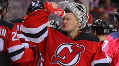 V NHL se prosadilo pět českých střelců, brankář Vaněček má asistenci
