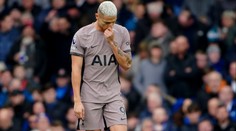 Tottenham přišel v závěru o výhru, v Newcastlu padlo osm gólů