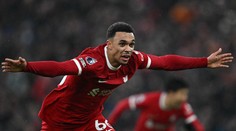 Další zásah do obrany Liverpoolu. Alexander-Arnold si poranil vazy