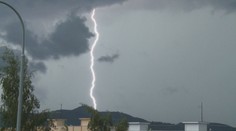 ČHMÚ zpřísnil výstrahu. Jihem Česka se prohnalo bouřkové pásmo