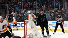 Florida deklasovala obhájce devíti góly. Zápas Sharks rozhodl Hertl