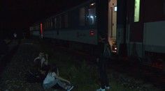 Noční kolaps vlaků na Slovensku. Lidé byli hodiny uvězněni na trati