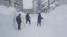 VIDEO: V Tibetu za pouhé dva dny napadl metr sněhu