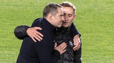 Priske hájí Kuchtu. Je to dobrý kluk, někdy je s ním víc práce. Prý zůstane