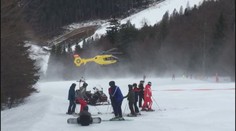 Na Šumavě se těžce zranila lyžařka. Na sjezdovku pro ni letěl vrtulník