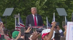 Prezidentská kampaň v USA je v plném proudu. Trump si chce získat menšiny