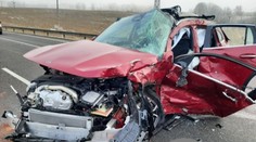 Nehoda na Vysočině: Při srážce osobního a nákladního auta zemřel  člověk