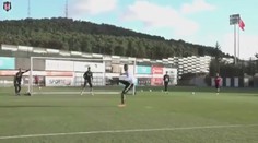 Boateng ukázal kung-fu střelu, kterou může i Zlatan závidět