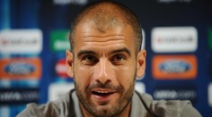Guardiola poprvé vedl Bayern k vítězství, proti hvězdám ale stáli studenti a policisté