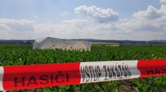 Na Vysočině spadlo letadlo a začalo hořet. Pilot nehodu nepřežil
