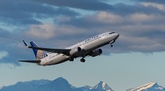Na palubě letadla vypuklo peklo. Pilot musel kvůli biologické hrozbě odklonit let