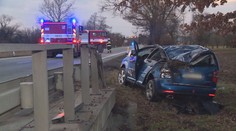Silný vítr dorazil do Česka! Hasiči řeší padlé stromy, poryvy hrozí i v pondělí