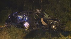 Řidička dostala smyk a narazila do dodávky. Zemřela, 2 lidi se zranili