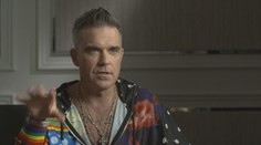 Exkluzivně: Robbie Williams odhalil, proč se vyfotil nahý a kdy vystoupí v Praze