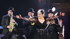 Dagmar Pecková a její Mackie Messer boří Lucernu