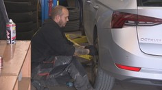 Zájem o přezutí na zimní gumy stoupá. Některé servisy zdražily až o 10 procent