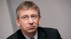 Vláda schválila růst platů politikům a soudcům! Přečtěte si vzkazy