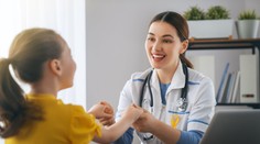 Lékařům se podařil zázrak. Dívenku s leukémií zbavili všech příznaků