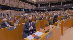Čeští ministři zamířili do Bruselu. Jednají o Ukrajině i českém předsednictví