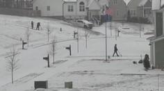 Extrémní zima v USA zkomplikovala dopravu na silnicích i ve vzduchu