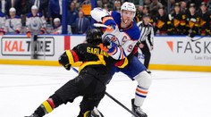 McDavid si dá pauzu. Po tvrdém zákroku dostal stopku a přijde o miliony