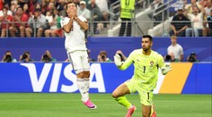 MS ON-LINE: Španělé zatím pálí šance. Portugalce drží gólman Costa
