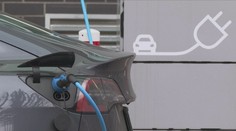 Jak rychle se dá nabít elektromobil? Velký test 10 aut odhaluje pravdu