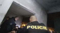 Muž v Ústí útočil na ulici s nožem v ruce. Jeden člověk skončil v nemocnici