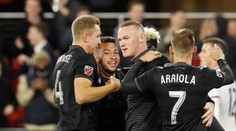 Úžasná Rooneyho noc: Hattrickem a asistencí řídil vítězství 5:0!