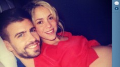 Piqué si z fanoušků jen střílí, Shakira zřejmě ještě neporodila
