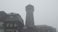 Město bojuje se skiareálem o vodu. Jeho majitel chce na vrcholu postavit restauraci