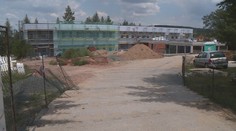 Děti se při rekonstrukci školky přiotrávily, problémy mají stále
