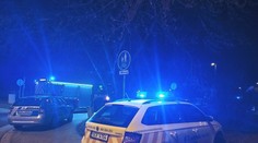 Požár u covid pozitivních. Hasiči zasahovali v nepropustných oblecích