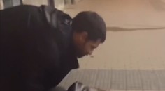 Postrach kladenských žen. Policie pátrá po agresivním útočníkovi