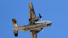 Vojenské letadlo USA s 11 lidmi se u Japonska zřítilo do oceánu
