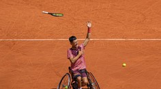 Mladý vozíčkář přepsal na French Open historii. V tabulkách přeskočil i Nadala