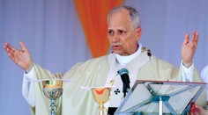 Rusům došla trpělivost s Putinovou vládou. Požádali o pomoc papeže