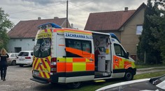 V jezírku na Berounsku se topilo 1,5leté dítě. Letěl pro něj záchranářský vrtulník