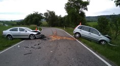 Tragická nehoda na Jindřichohradecku! Čelní střet řidička nepřežila