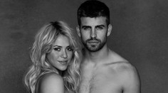 Těhotná Shakira a fotbalista Piqué odhalili svá hvězdná těla