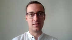 Zvyšování platů politiků je v pořádku. Zmrazení by mohlo více zatížit státní rozpočet, míní Drašar