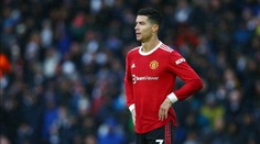 ON-LINE fotbalové přestupy: Ronaldův agent se prý sešel s prezidentem Barcy, PSG představilo nového kouče