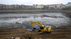 Na opravovaném rybníku Jordán se protrhla hráz! Vyteklo 1,5 milionu kubíků vody