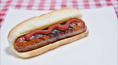 KOŘENÍ: Nejlepší hot dog