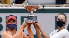 Mladenovičová s Babosovou obhájily titul na French Open