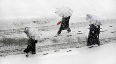 Mrazivé počasí sevře skoro celé Česko. ČHMÚ varuje před ledovkou