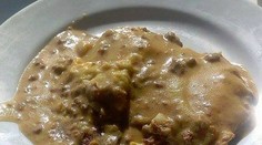 Kočičí zvratky? Ne, takto vaří v Olomouci v jídelně lasagně!